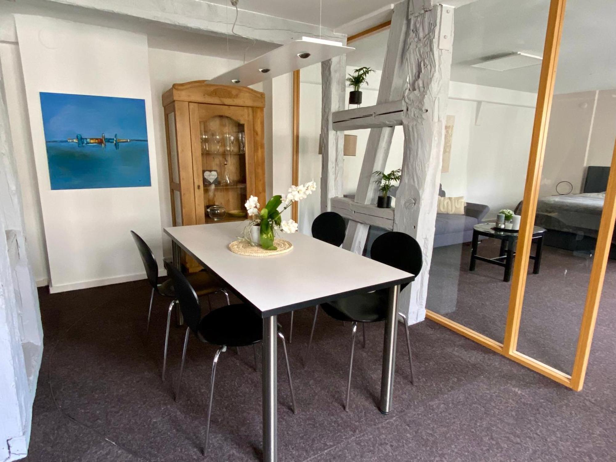 Ferienwohnung Seeromantik In 2 Minuten Am See ラドルフツェル・アム・ボーデンゼー エクステリア 写真